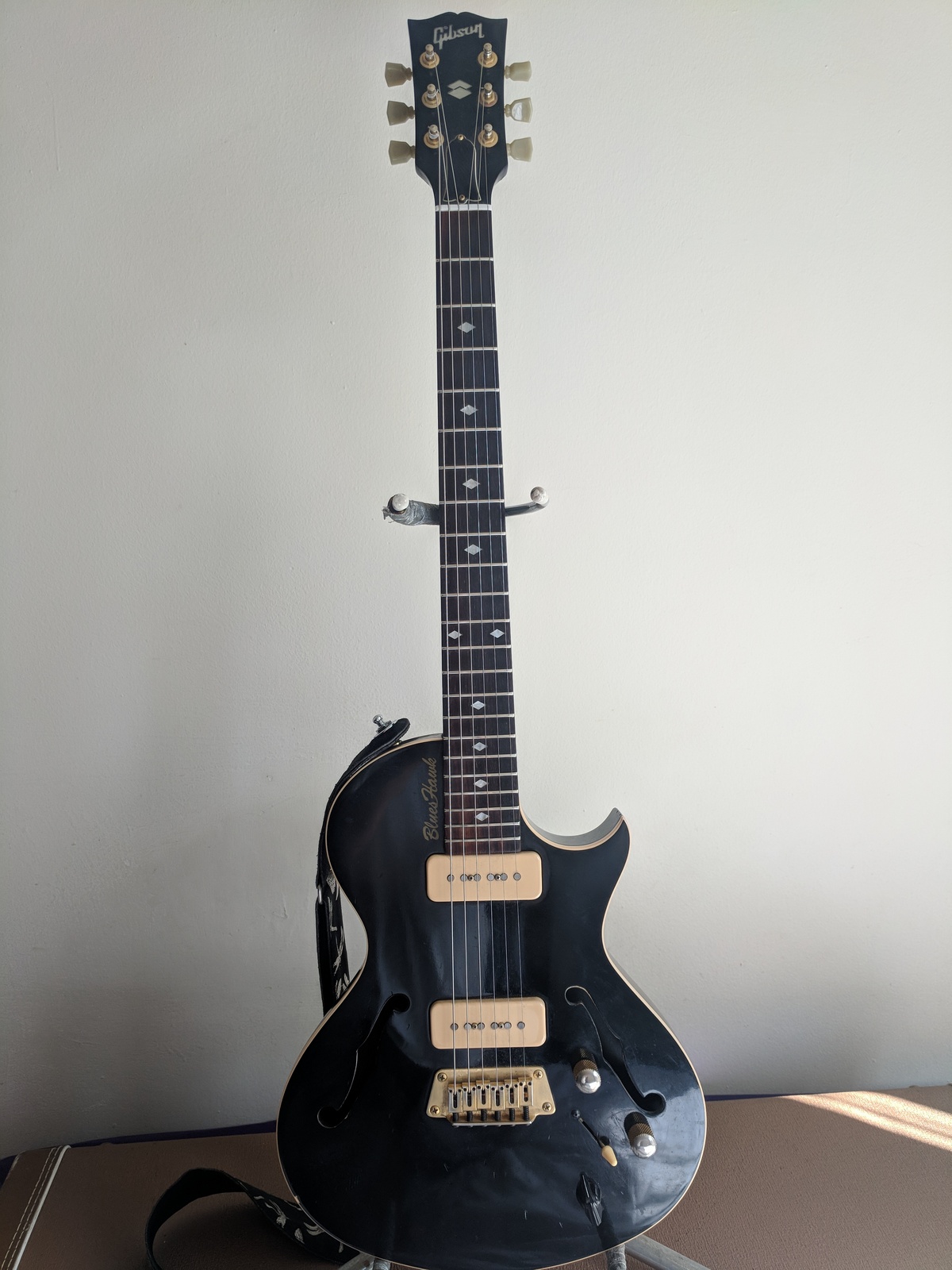 2001 Gibson Blueshawk